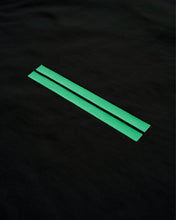 画像をギャラリービューアに読み込む, Green Lights Graphic Printed S/S T-shirt
